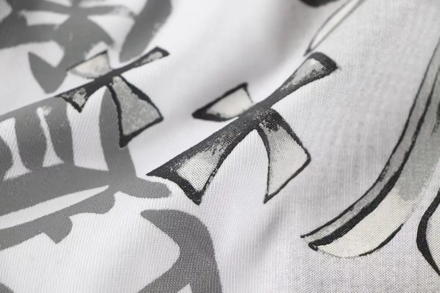 🅿️146 Style: 2025 new Croix Heart short-sleeved T-shirt Material: High version 300g double yarn combed cotton Size: S～XL Color: White Style number: Z019
